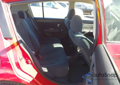 2010 Nissan Versa 1.8S z USA, uszkodzony, nr VIN 3N1BC1CPXAL452088